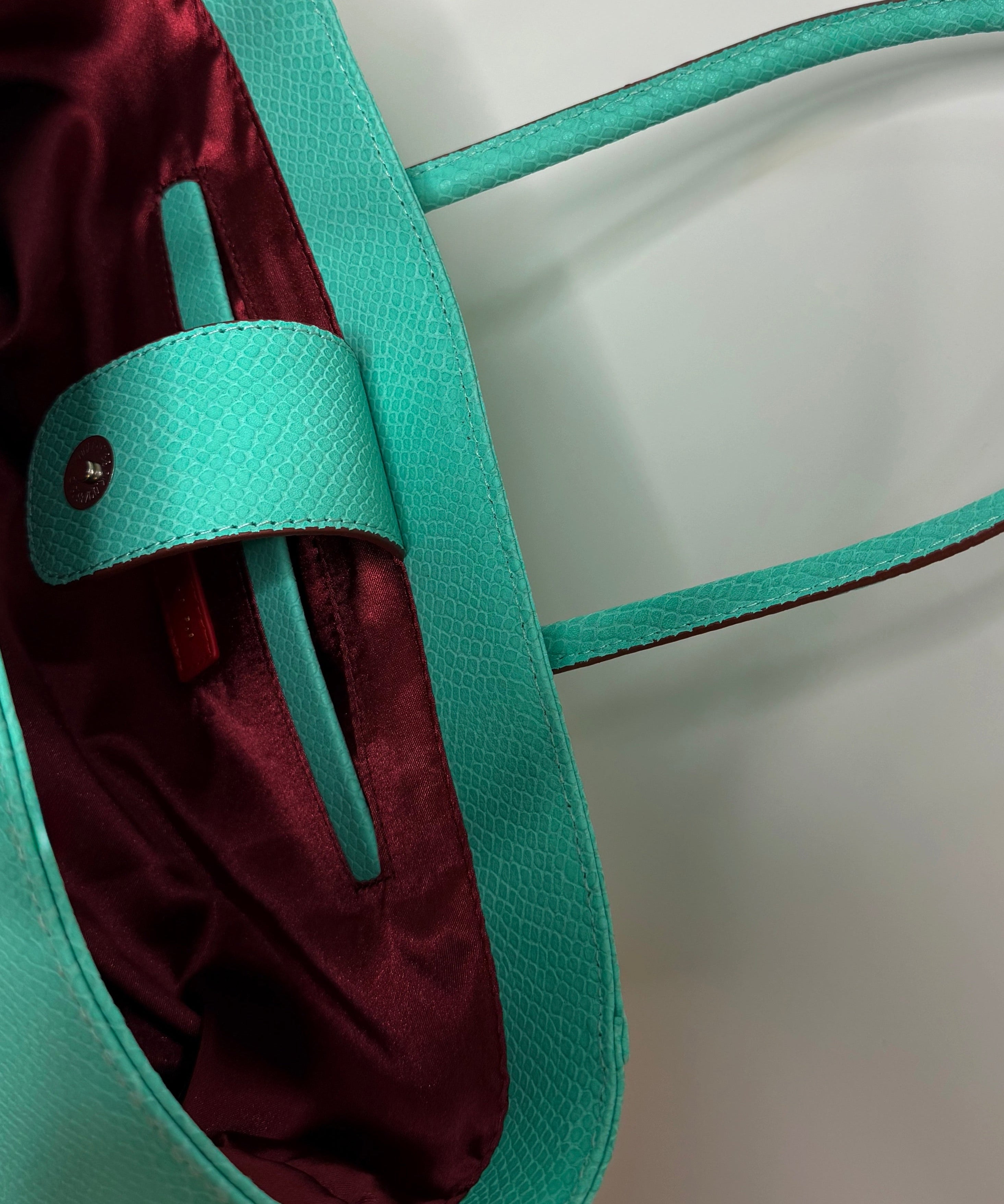 Eclat Tote - Cyanne